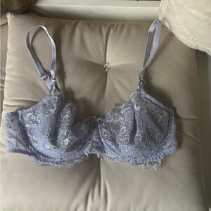 Elegant Lace Underwire Bra - Lavender